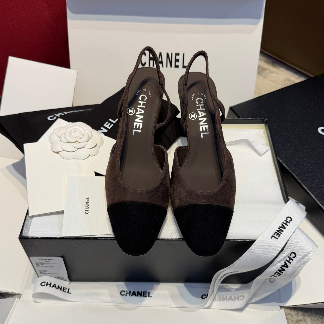 Жіночі елегантні замшеві туфлі Chanel Slingback