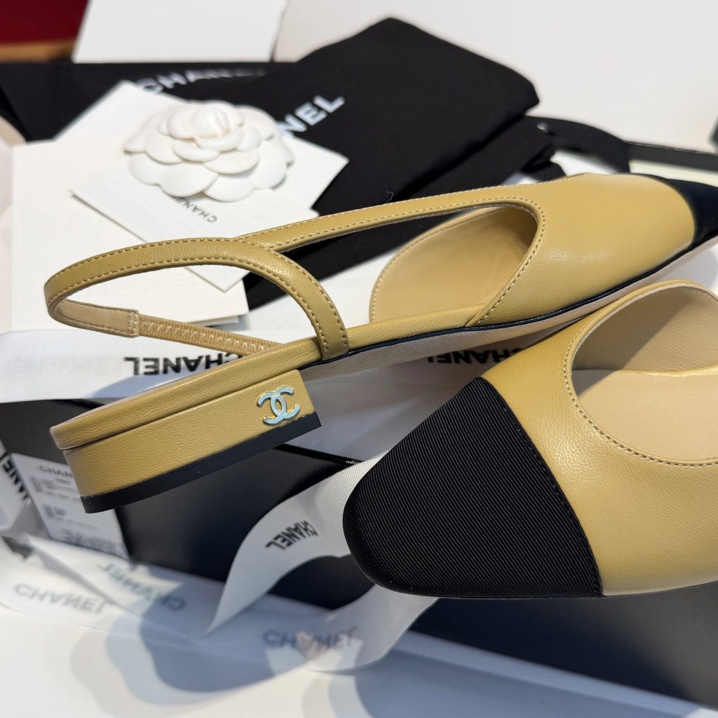 Жіночі елегантні замшеві туфлі Chanel Slingback