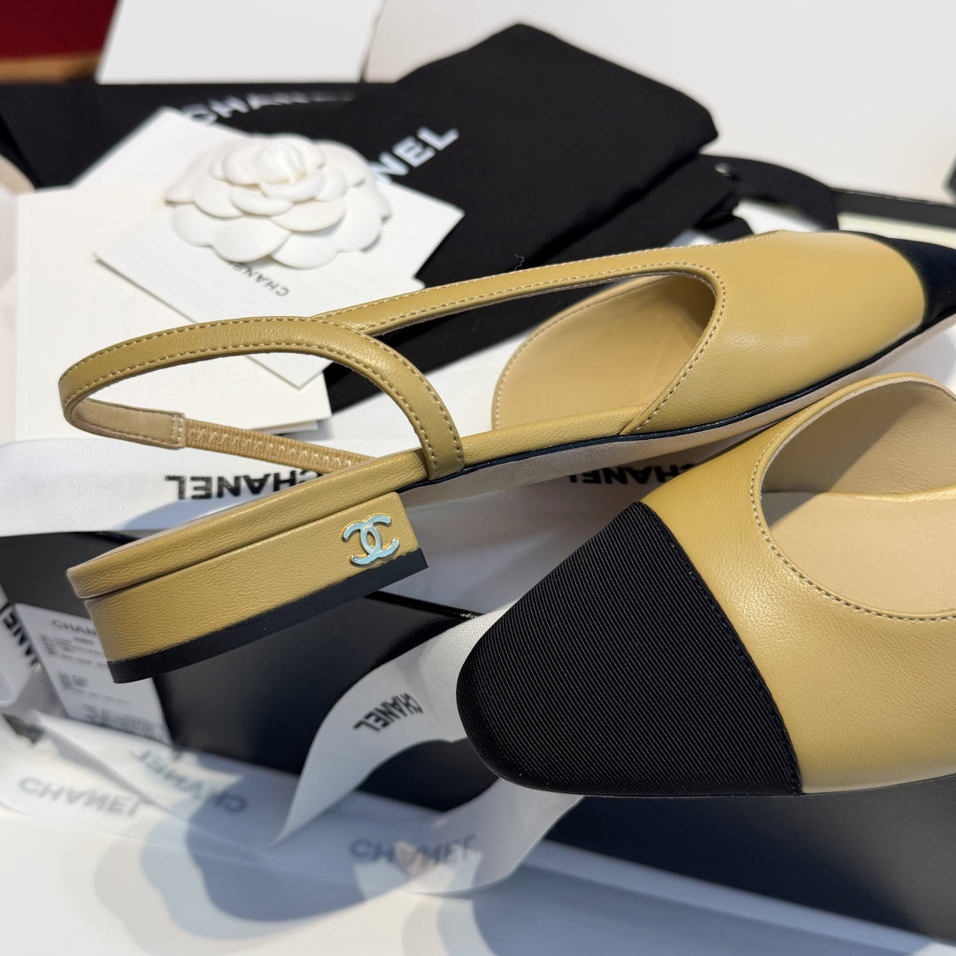 Жіночі елегантні замшеві туфлі Chanel Slingback