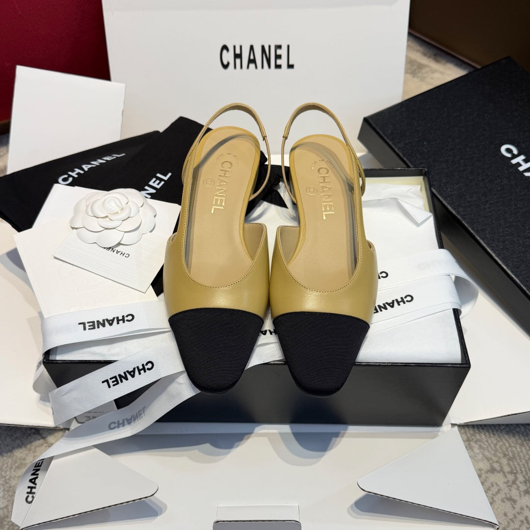 Жіночі елегантні замшеві туфлі Chanel Slingback