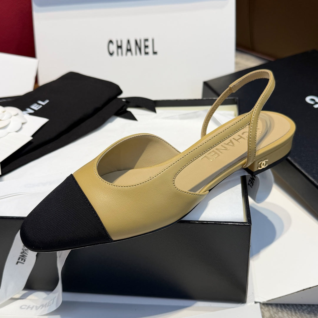 Жіночі елегантні замшеві туфлі Chanel Slingback