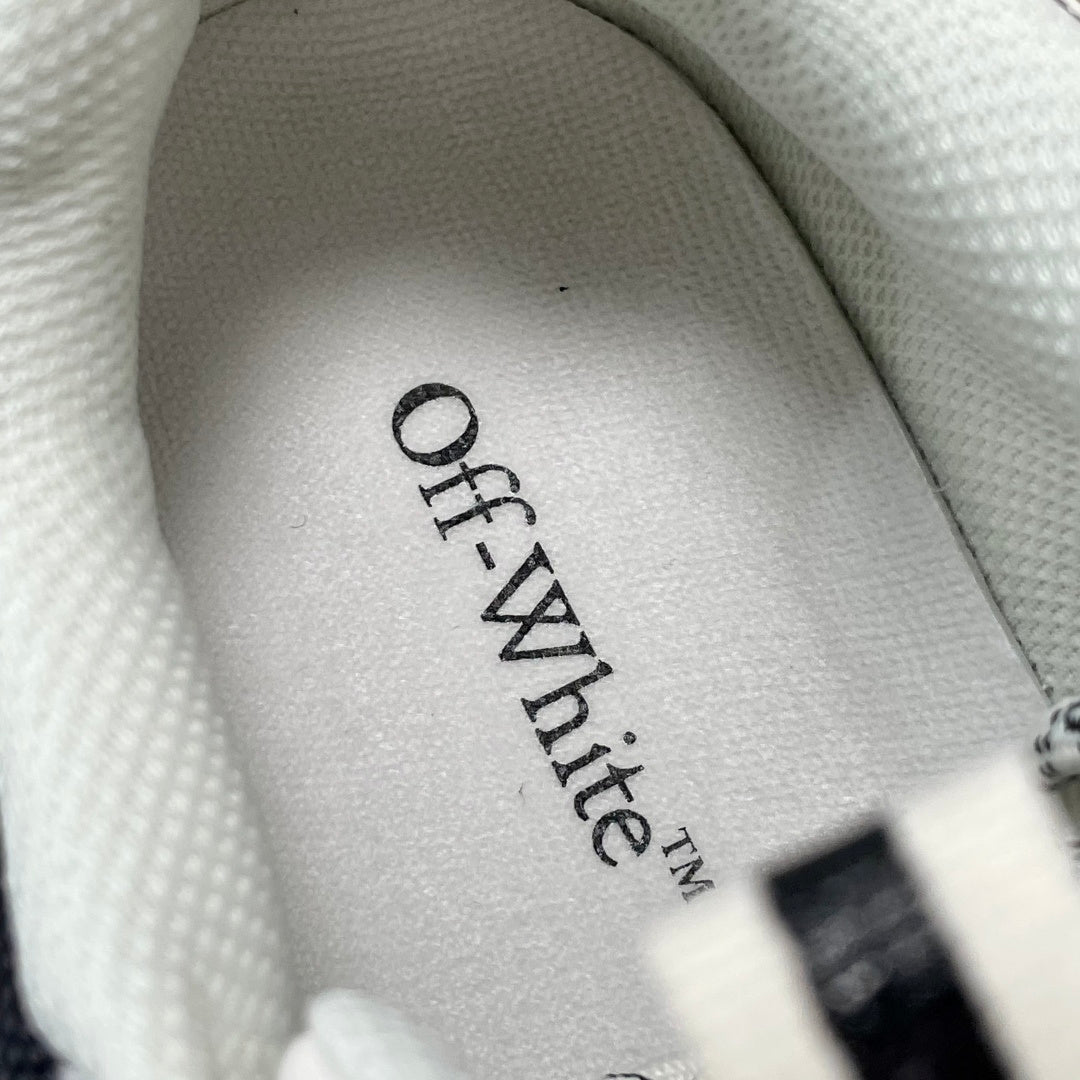 Кросівки Off-White