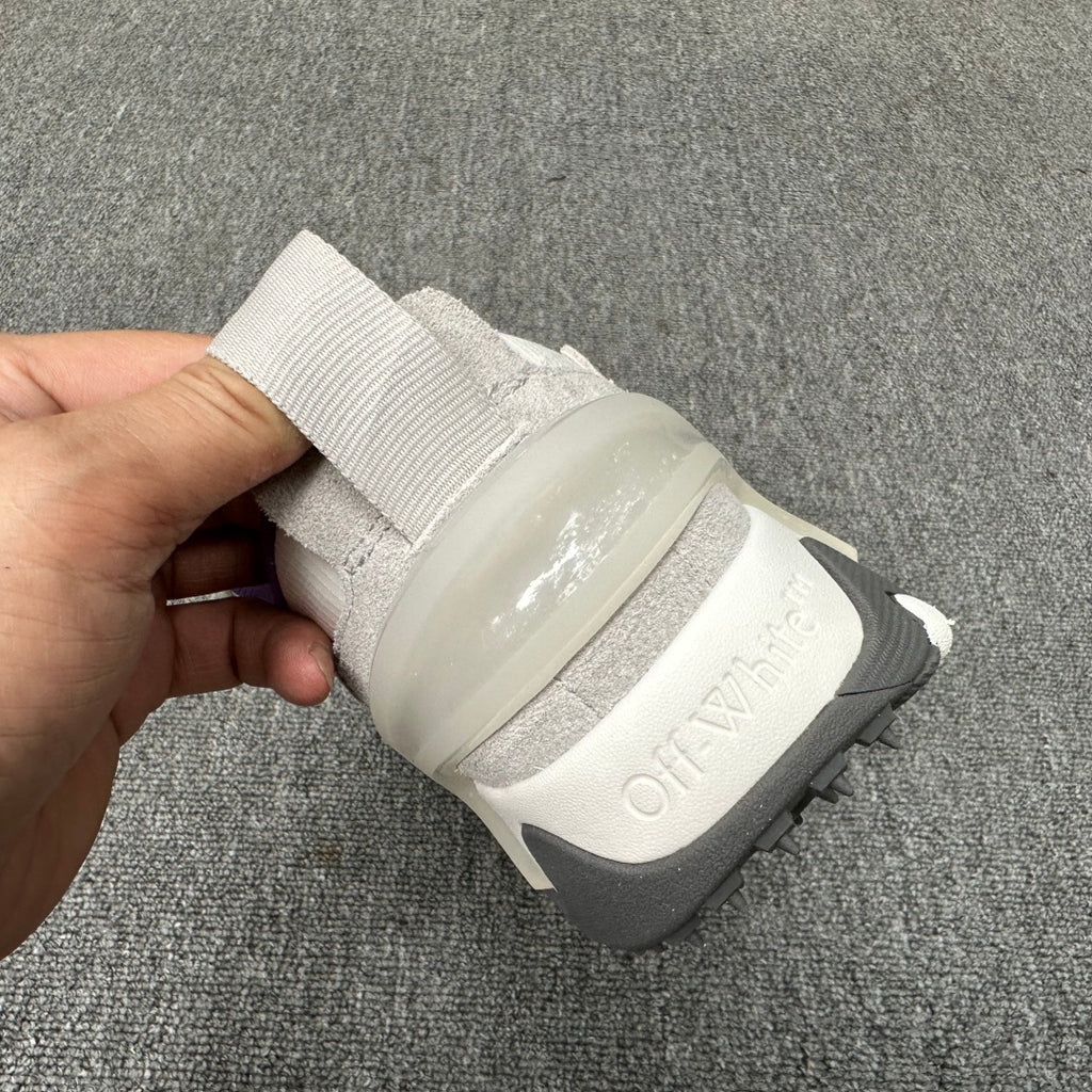Шкіряні кросівки Off-White