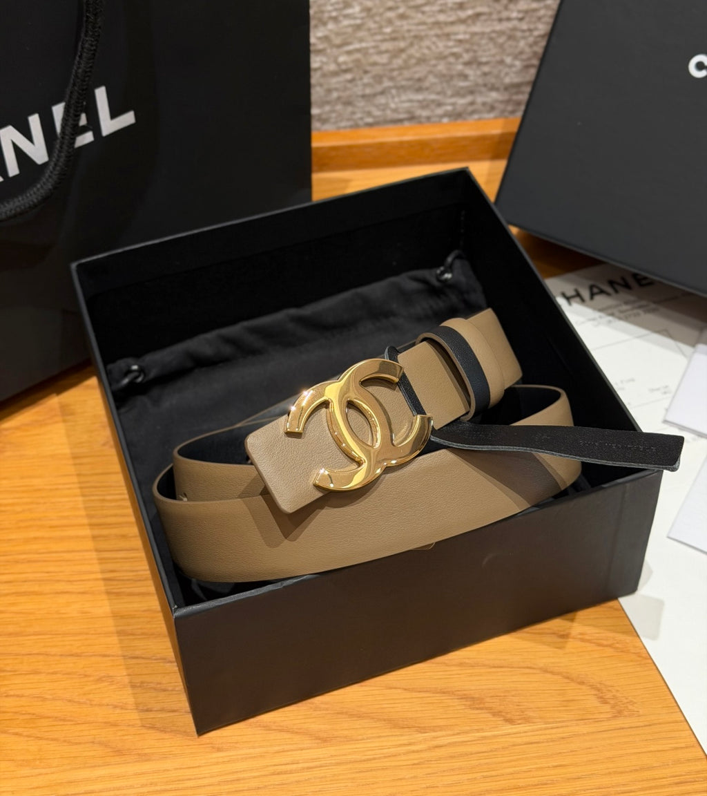 Ремінь Chanel з натуральної телячої шкіри