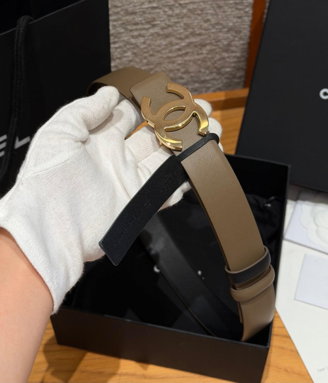 Ремінь Chanel з натуральної телячої шкіри