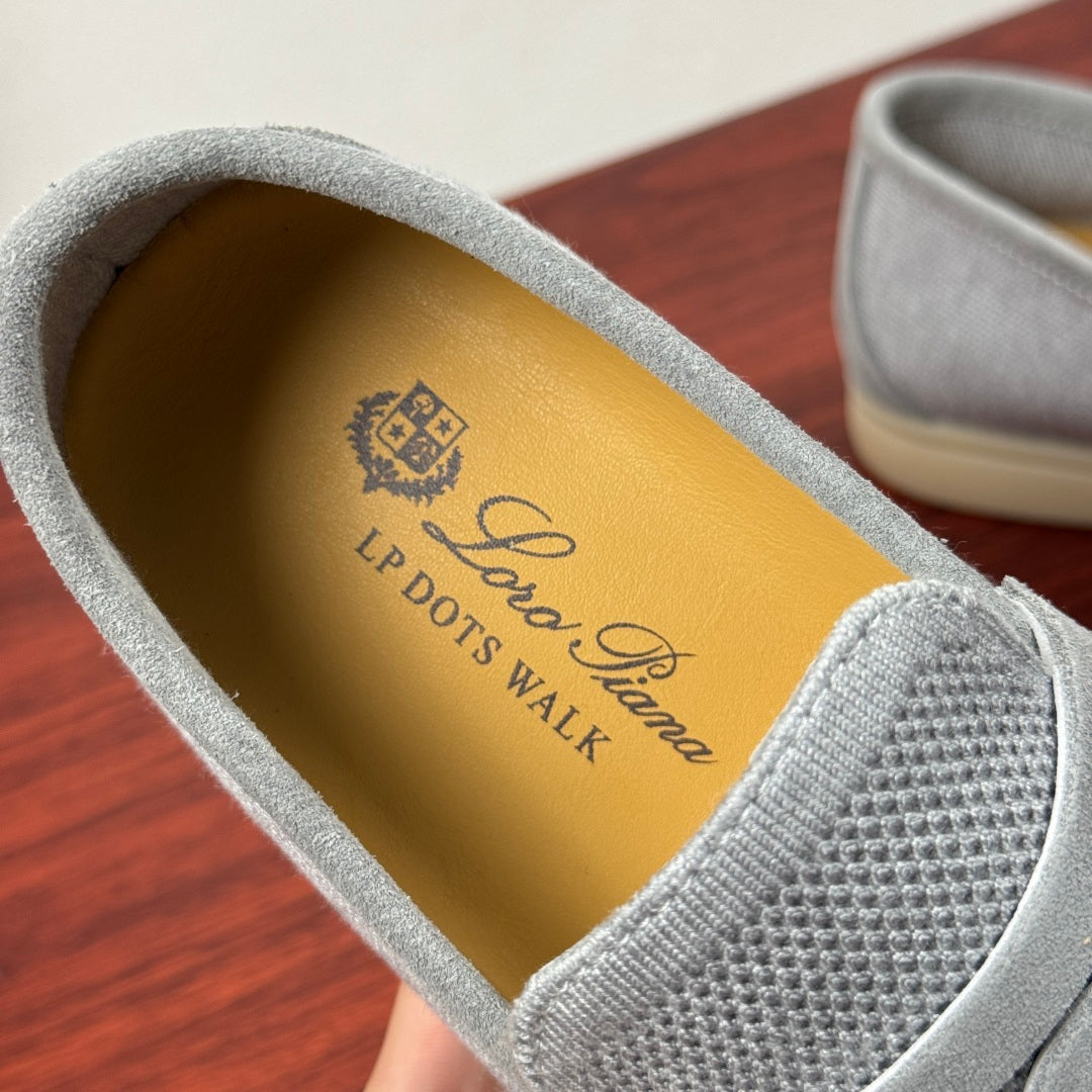 З вовняного трикотажу мокасини Loro Piana — світло-сірий