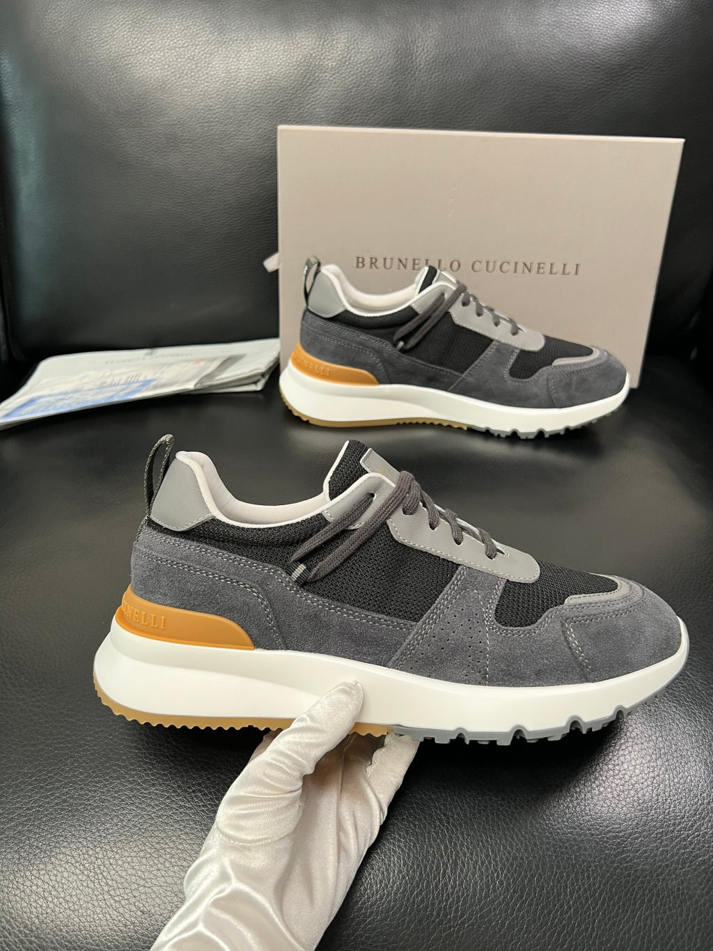 Стильне взуття Brunello Cucinelli