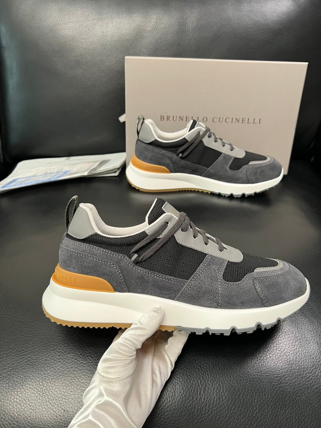 Стильне взуття Brunello Cucinelli