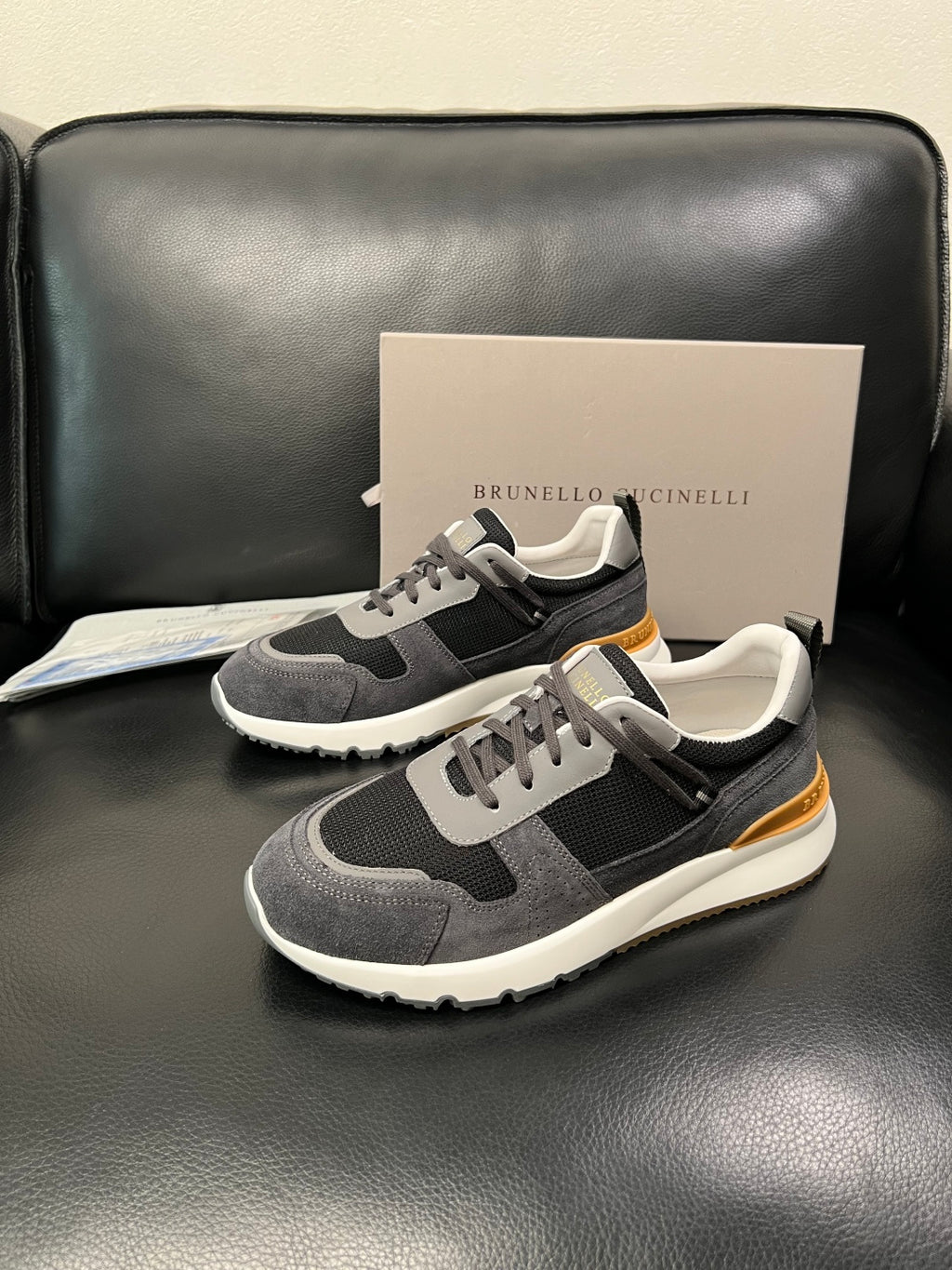 Стильне взуття Brunello Cucinelli