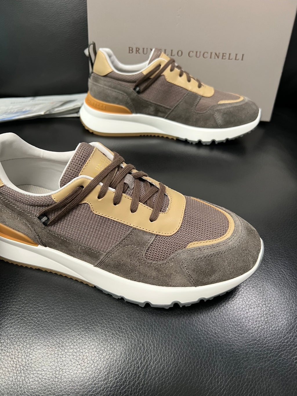 Сучасне взуття Brunello Cucinelli