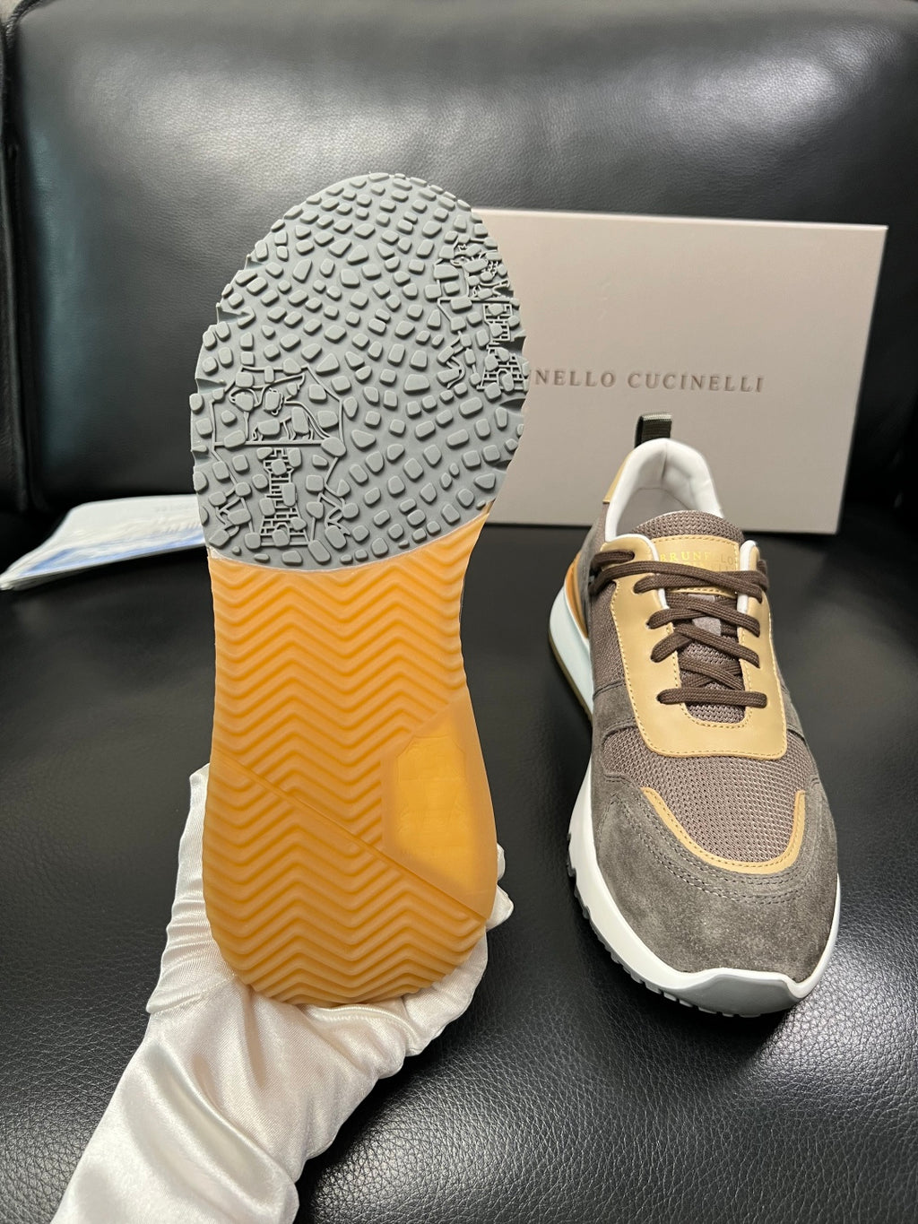 Сучасне взуття Brunello Cucinelli