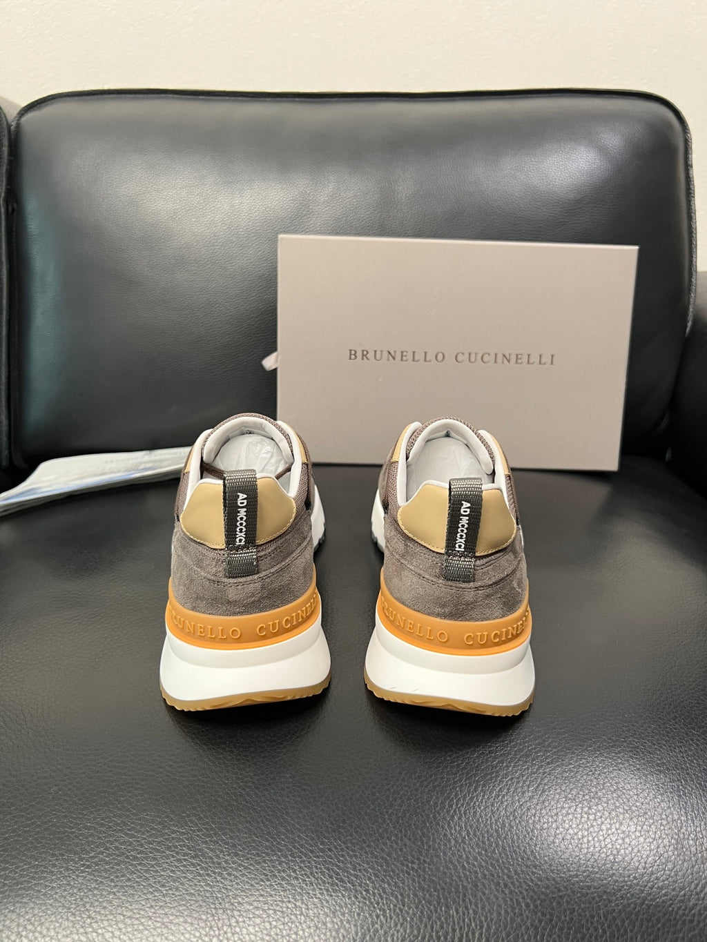 Сучасне взуття Brunello Cucinelli