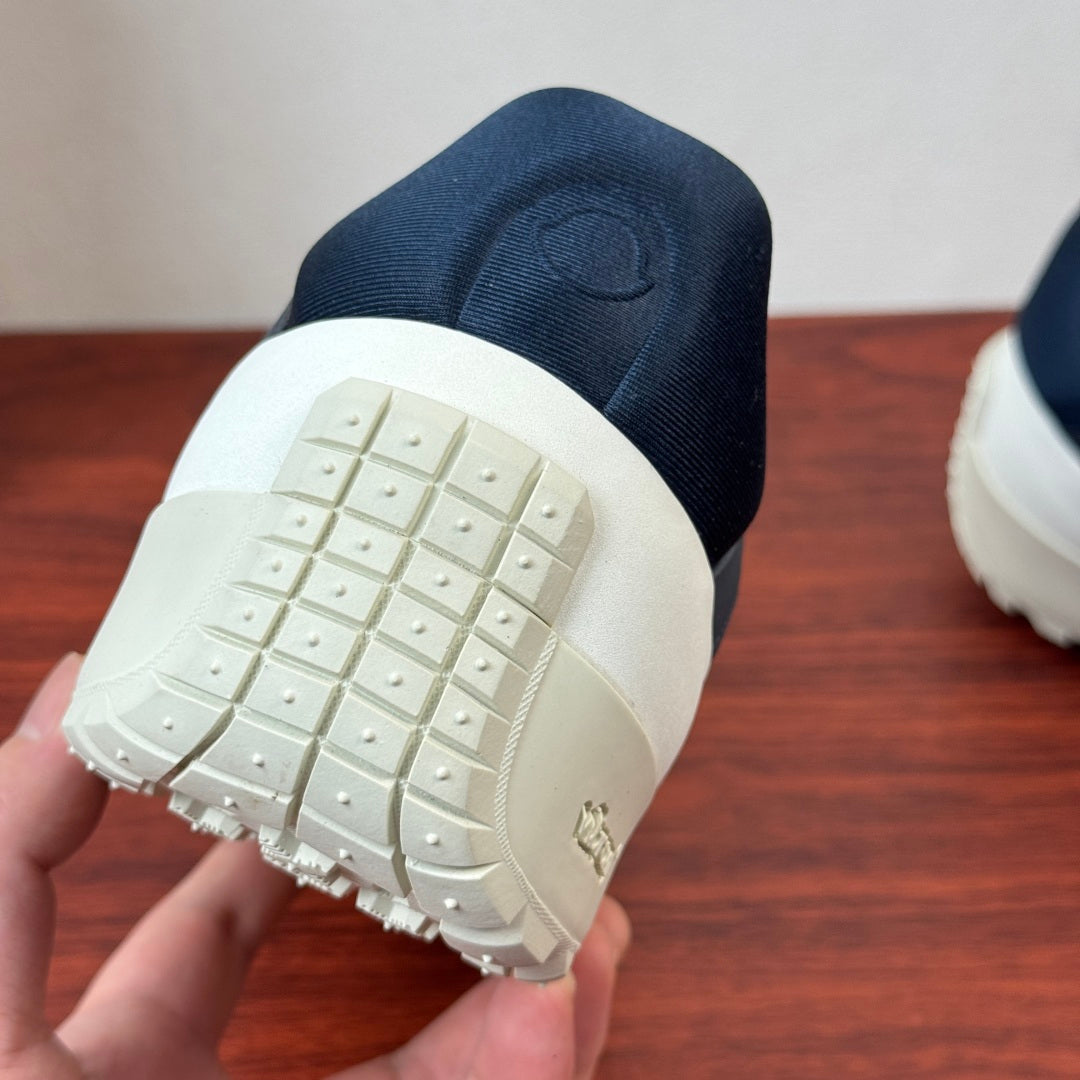 Шкіряні з текстилем кросівки Moncler Trailgrip LP — синій