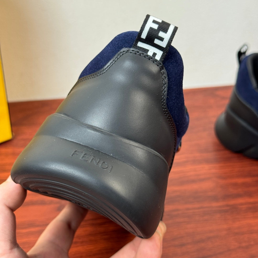 Шкіряні кросівки Fendi із замшею