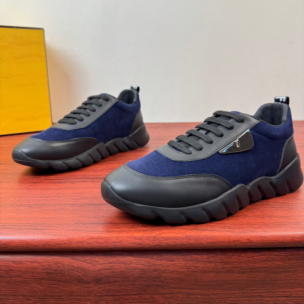 Шкіряні кросівки Fendi із замшею