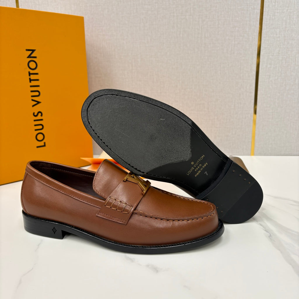 Лофери Louis Vuitton Major з лакованої натуральної шкіри