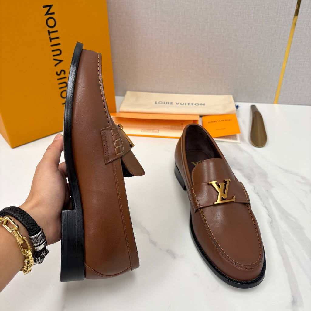 Лофери Louis Vuitton Major з лакованої натуральної шкіри