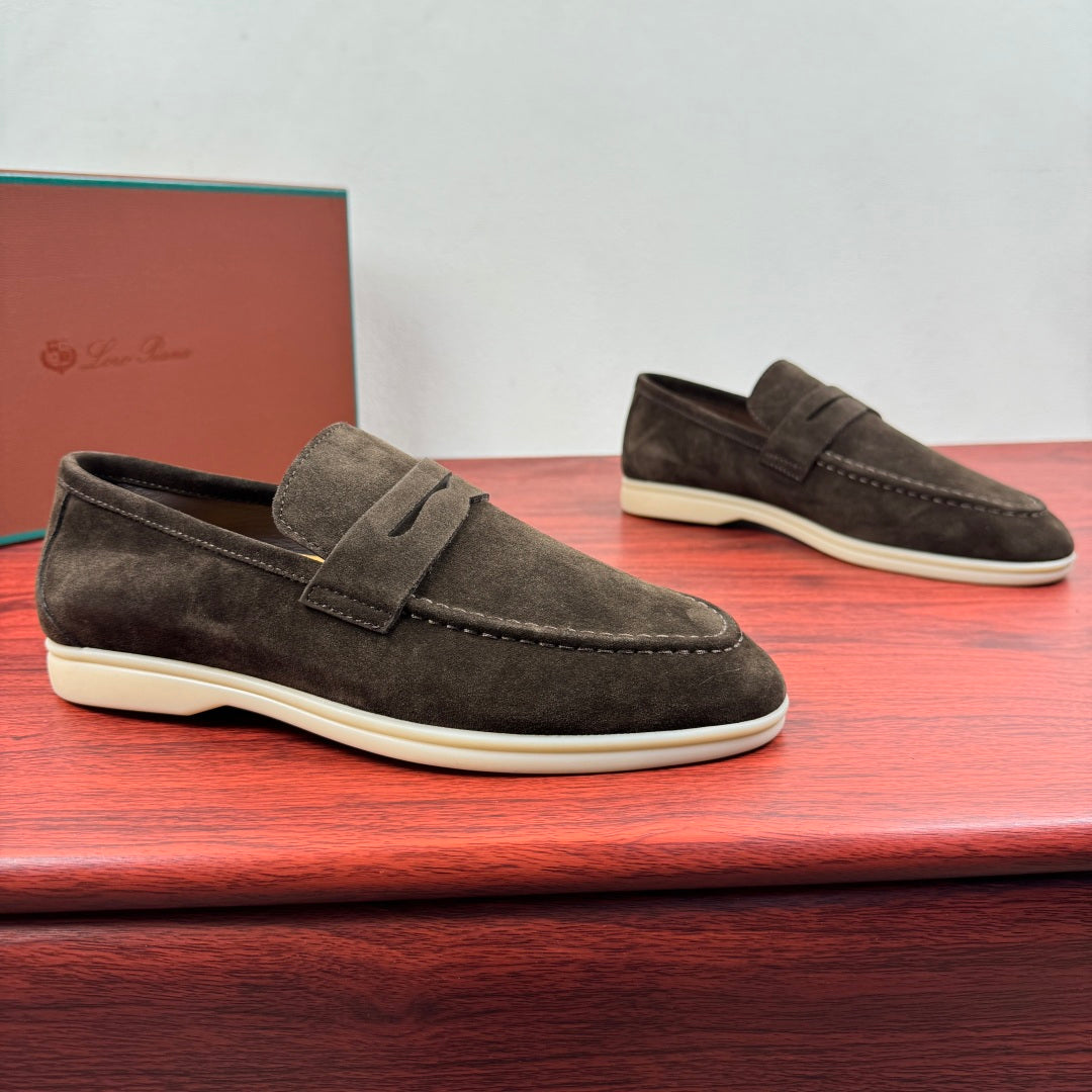 Замшеві лофери Loro Piana Summer Walk — кавовий