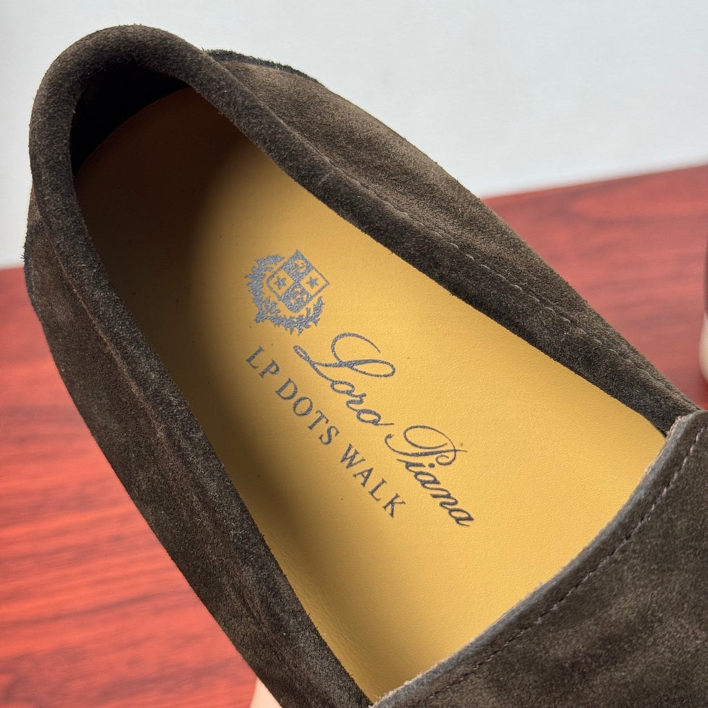 Замшеві лофери Loro Piana Summer Walk — кавовий