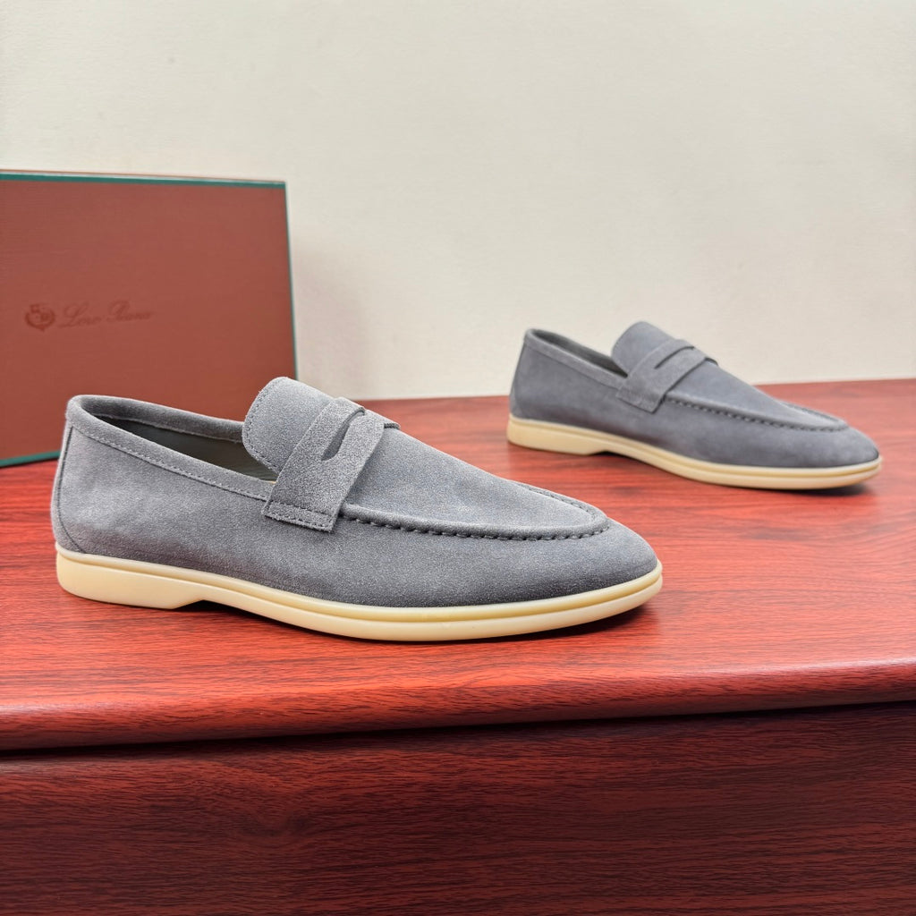 Замшеві лофери Loro Piana Summer Walk — сірий
