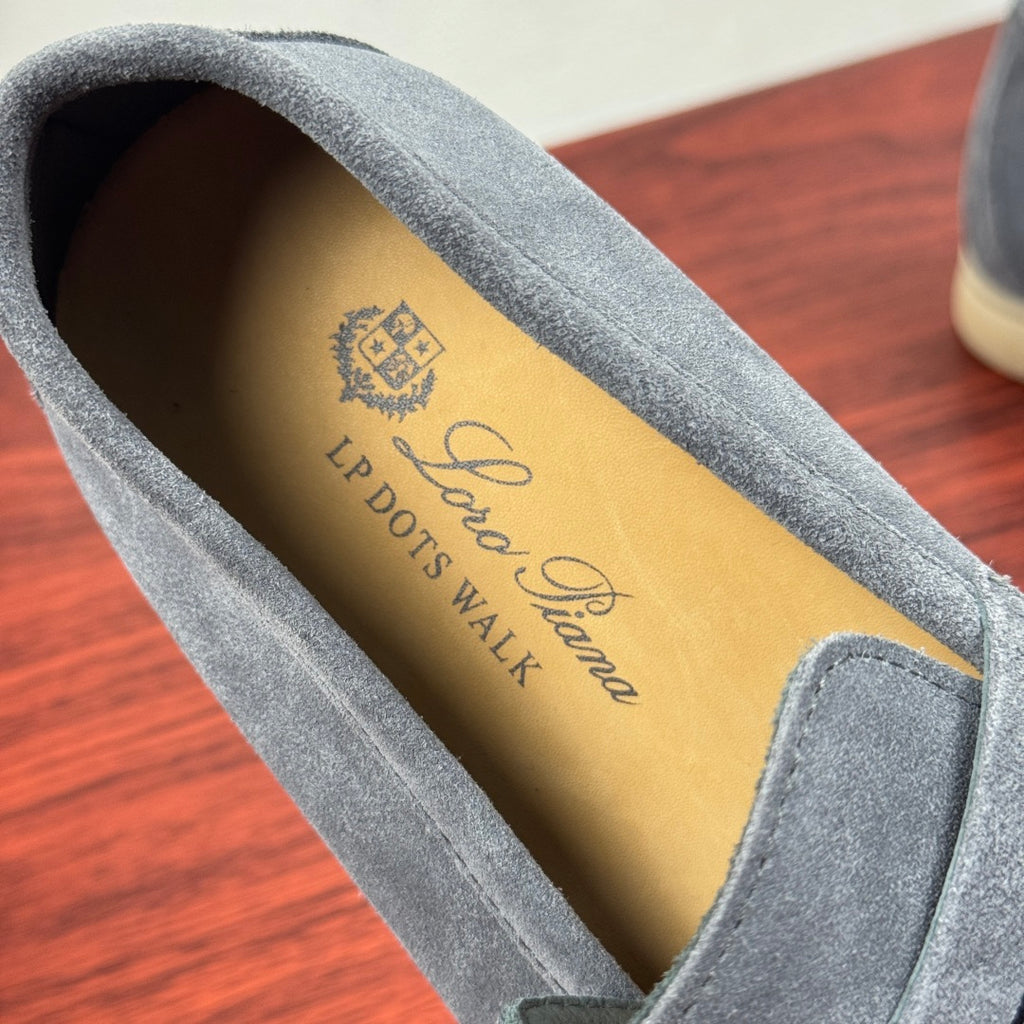 Замшеві лофери Loro Piana Summer Walk — сірий