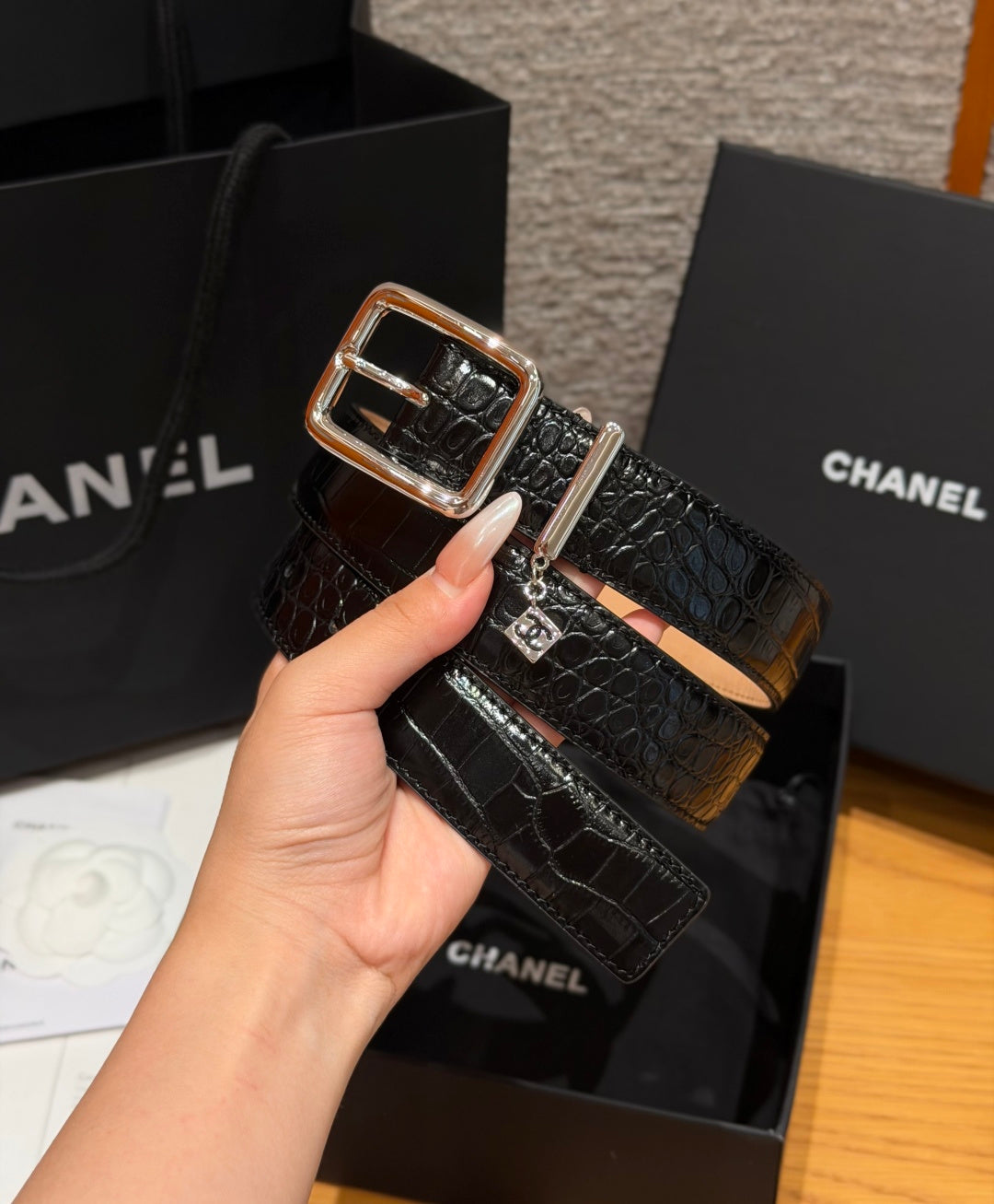 Ремінь Chanel з натуральної шкіри