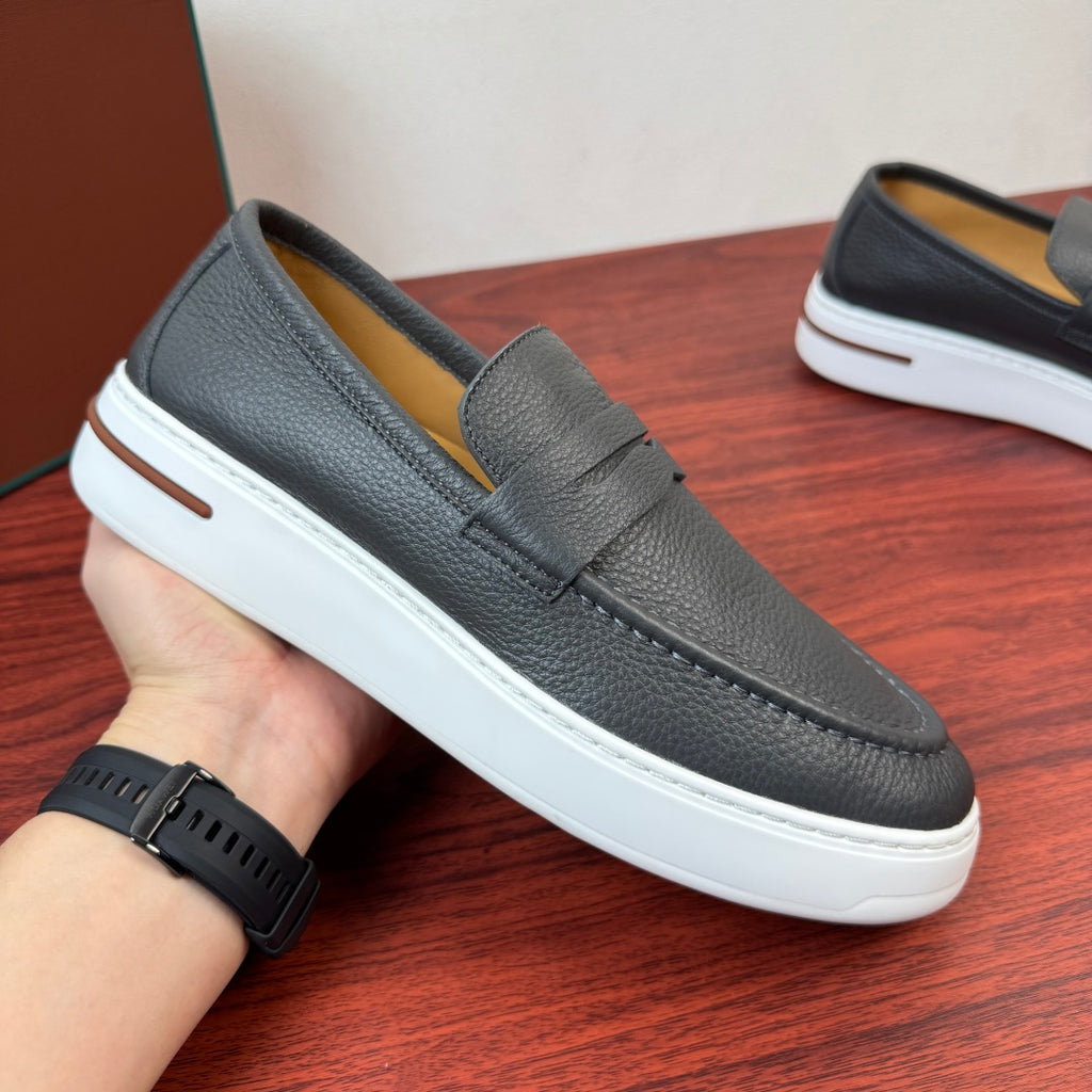 Шкіряні лофери Loro Piana Summer Walk — чорний