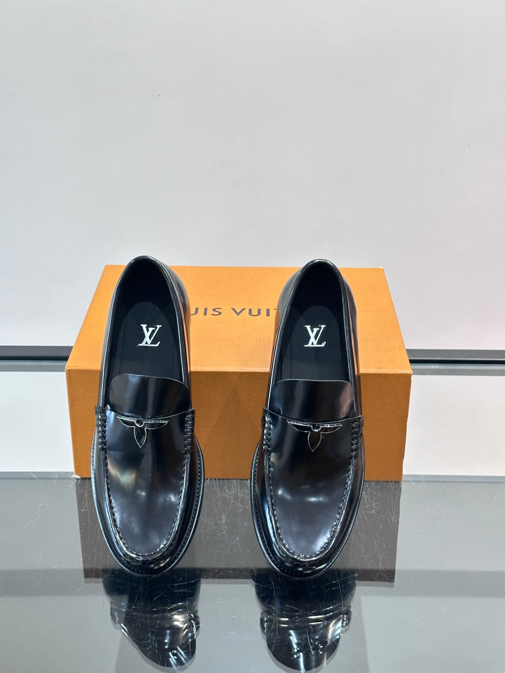 Чоловічі шкіряні туфлі Louis Vuitton