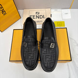 Чоловічі шкіряні лофери Fendi
