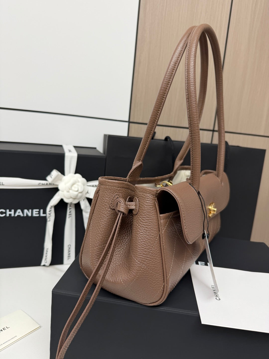 Жіноча сумка-багет Chanel Baguette Bowling