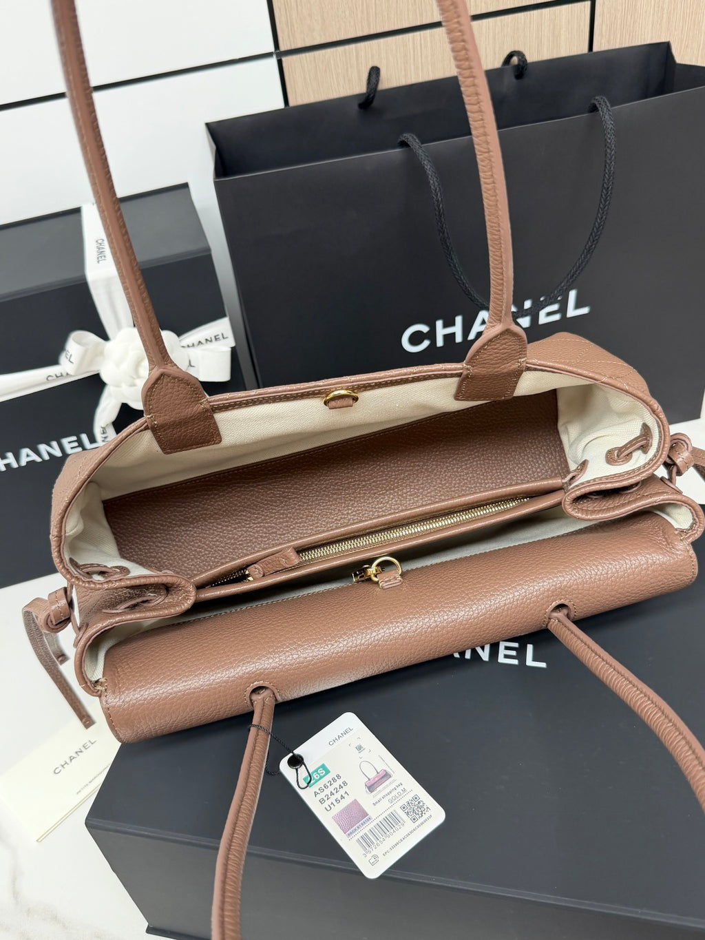 Жіноча сумка-багет Chanel Baguette Bowling
