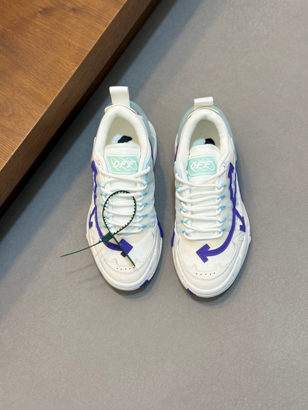 Кросівки Off-White ODSY-2000