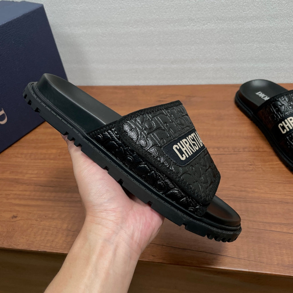 Шльопанці Louis Vuitton з натуральної шкіри та деніму