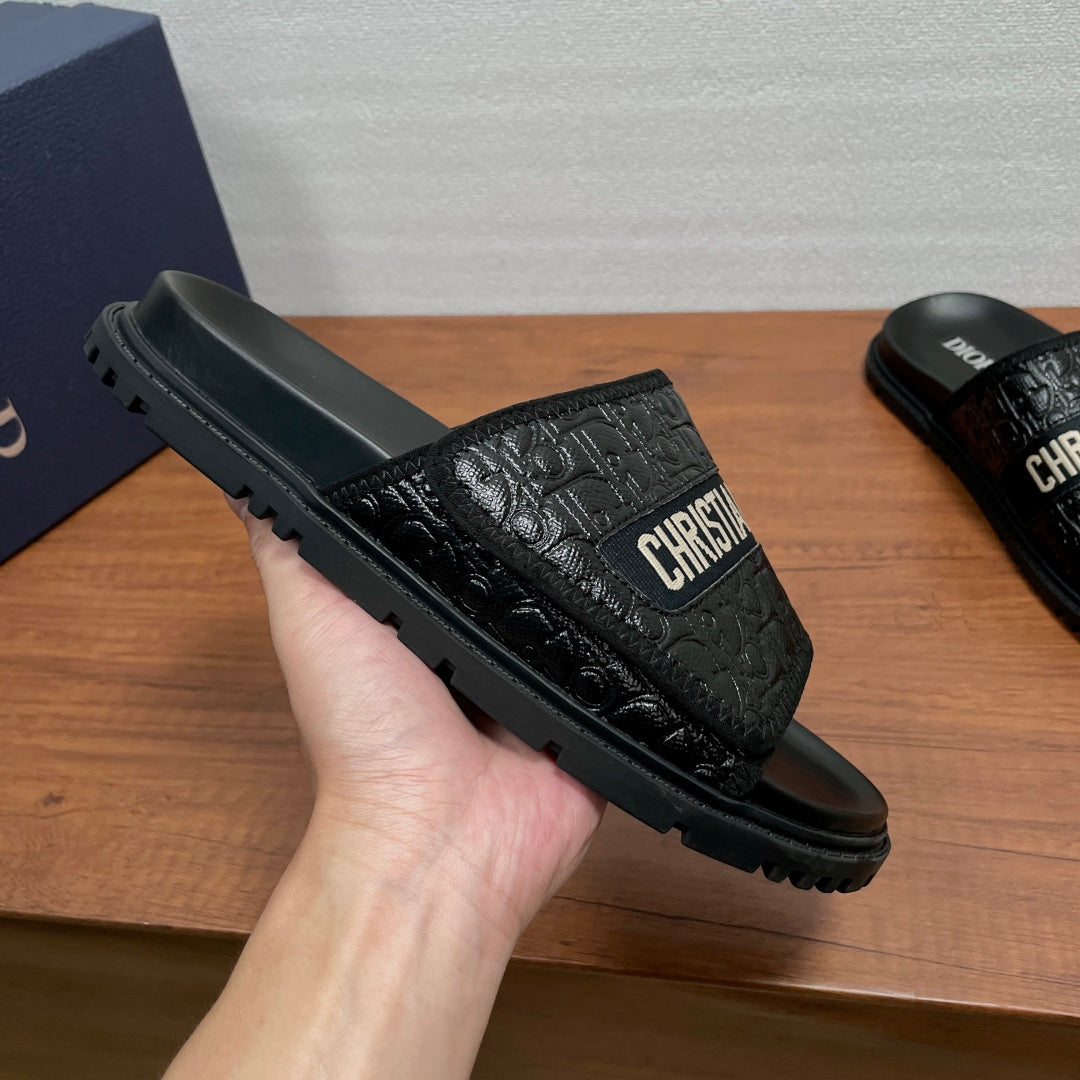 Шльопанці Louis Vuitton з натуральної шкіри та деніму