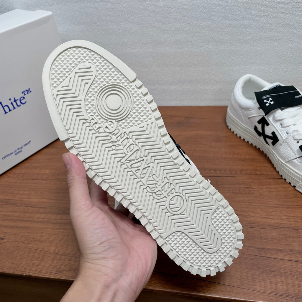 Шкіряні кросівки Off-White 3.0 Off Court
