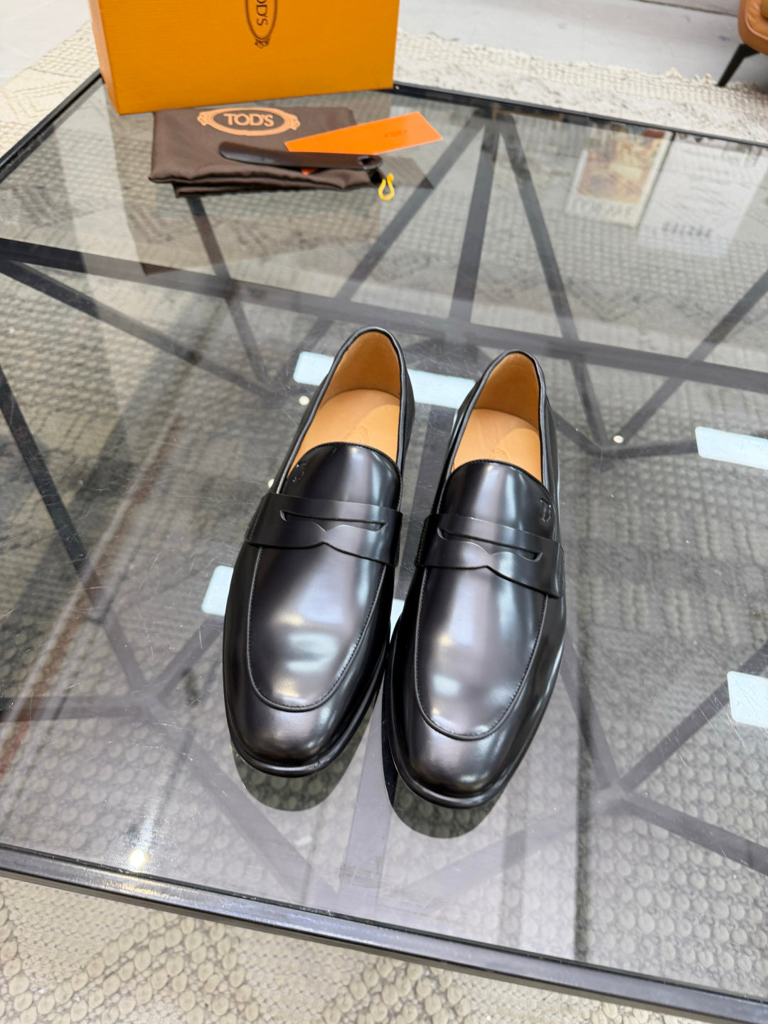 Ділові шкіряні лофери Tod's