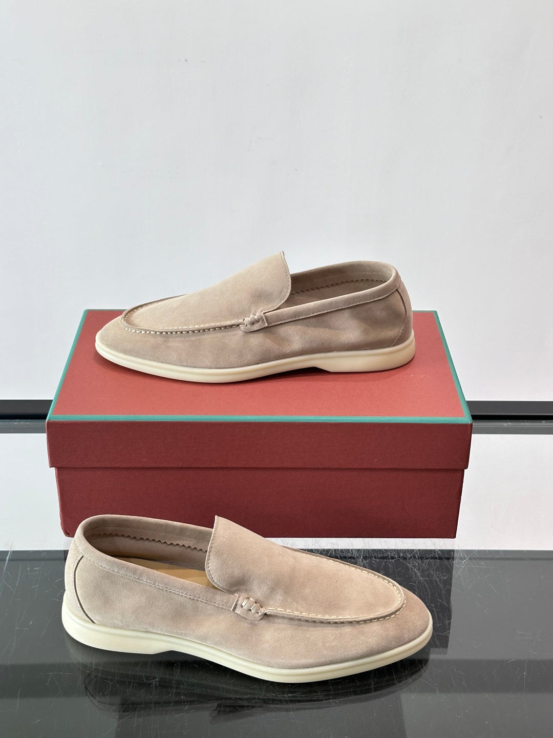 Замшеві лофери Loro Piana Summer Walk