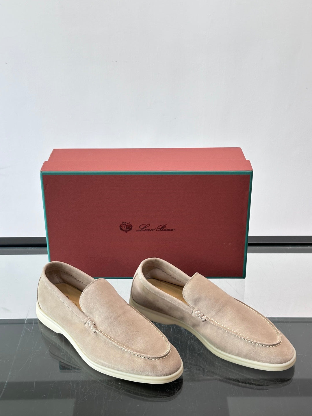 Замшеві лофери Loro Piana Summer Walk