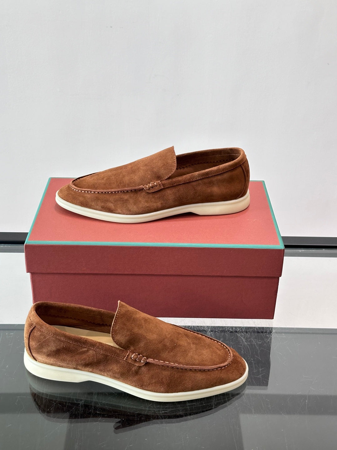 Замшеві лофери Loro Piana Summer Walk