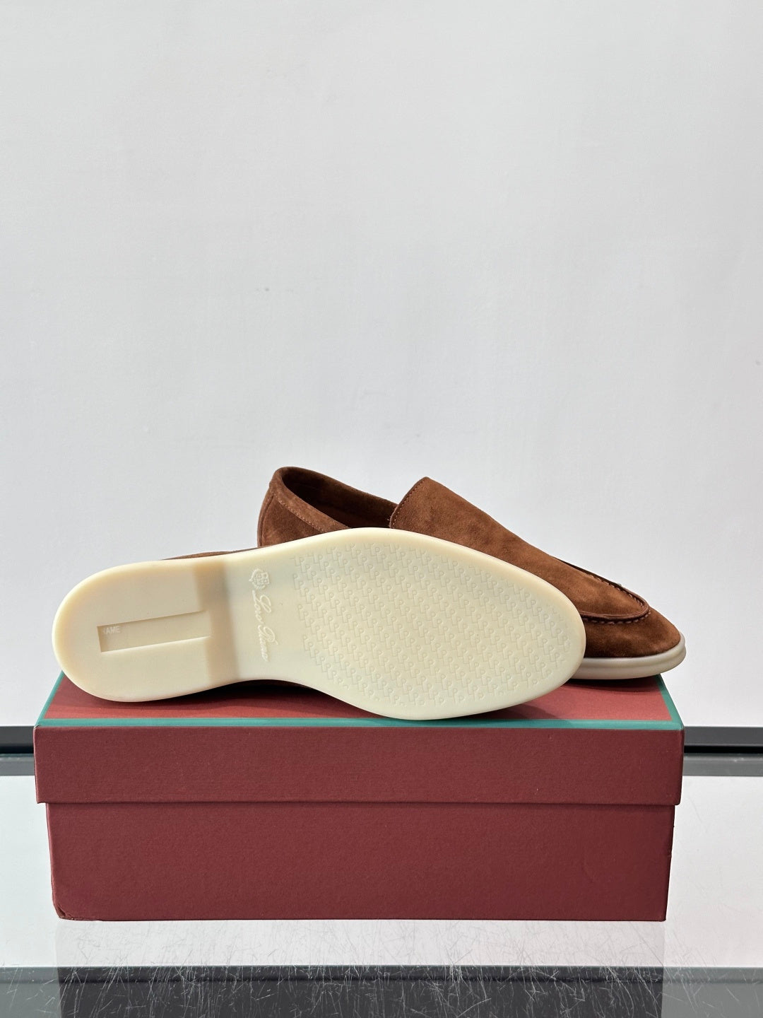 Замшеві лофери Loro Piana Summer Walk