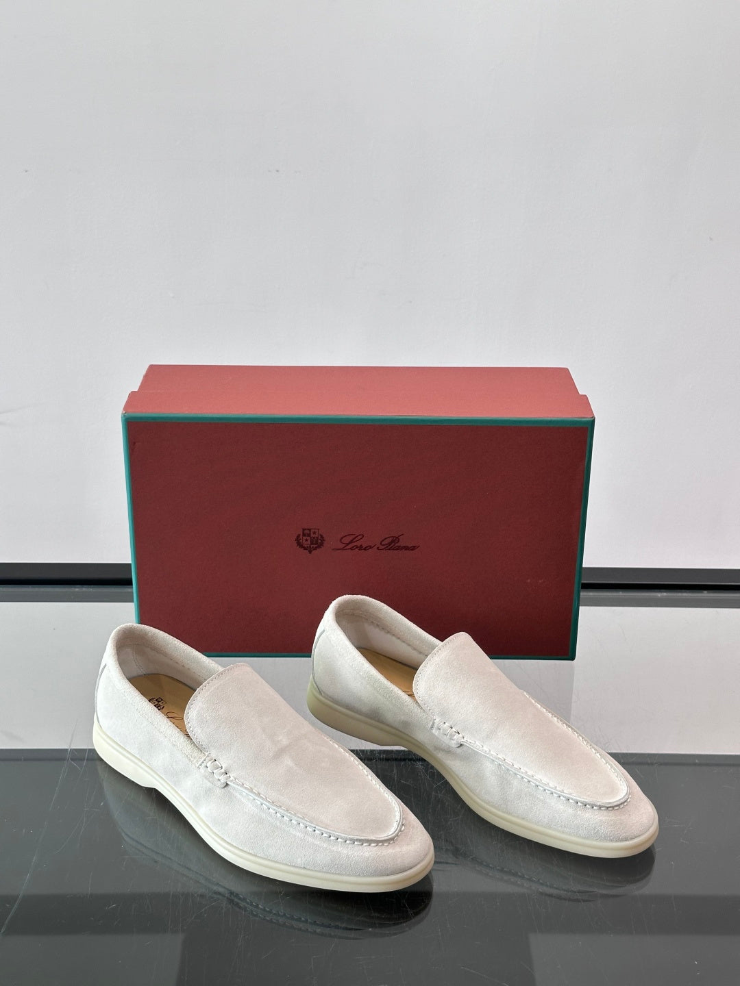 Замшеві лофери Loro Piana Summer Walk