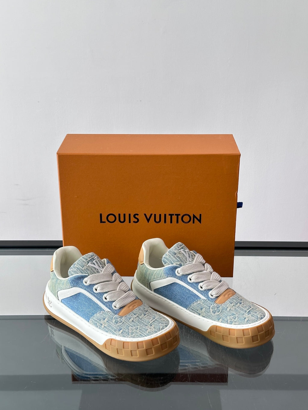 Масивні Кросівки Louis Vuitton з натуральної замші