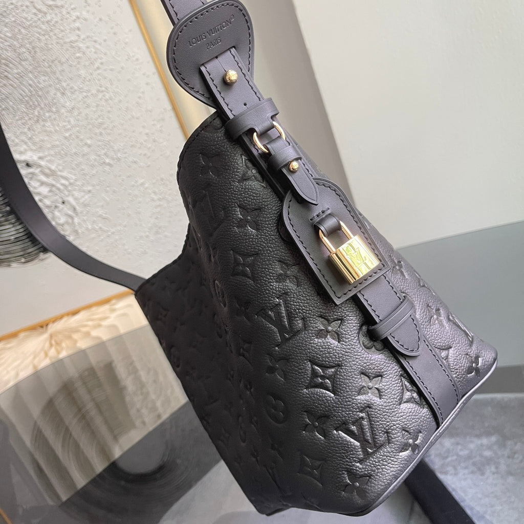 Жіноча сумка-відро Louis Vuitton Montresor