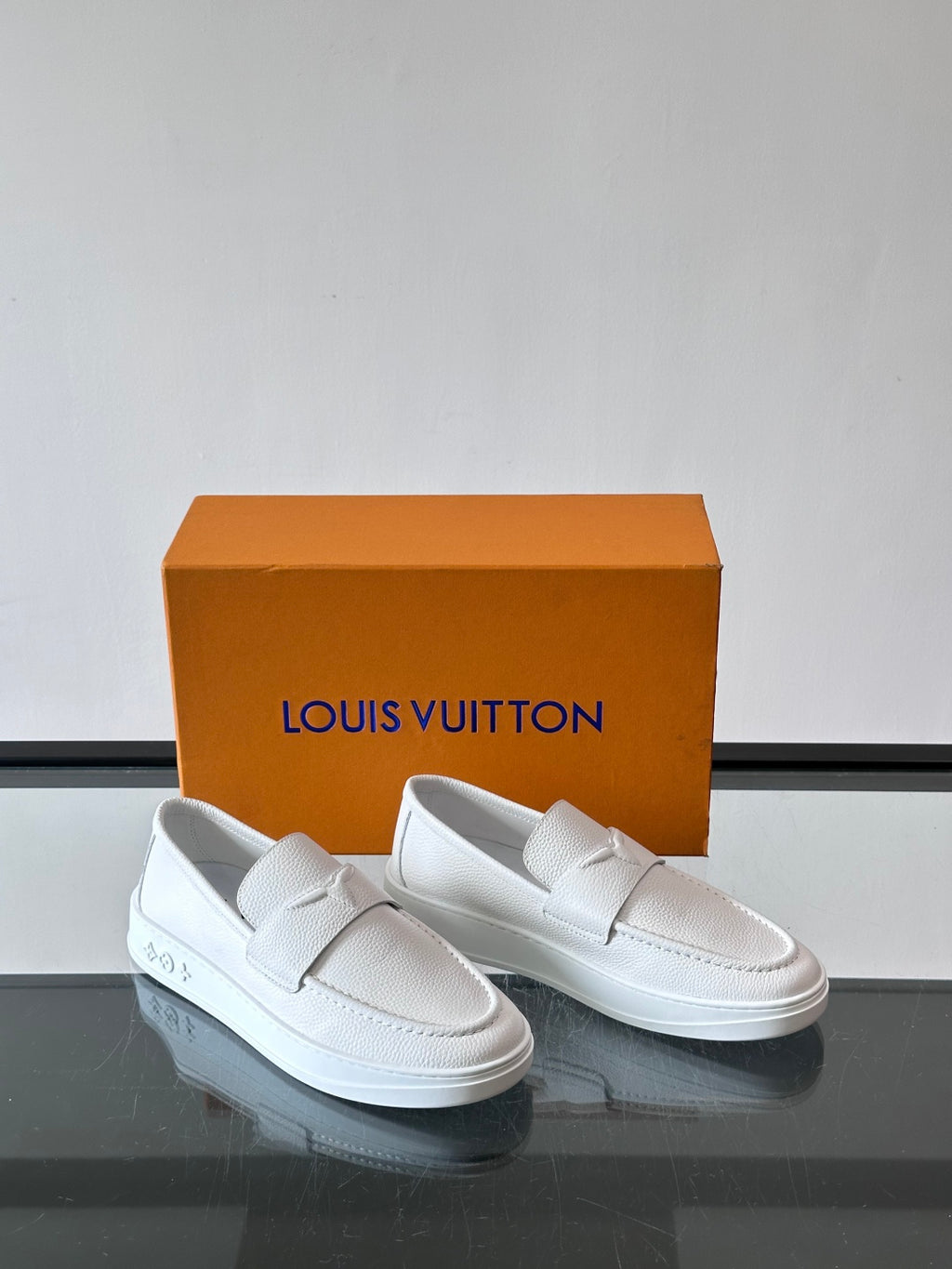 Масивні Лофери Louis Vuitton з натуральної шкіри
