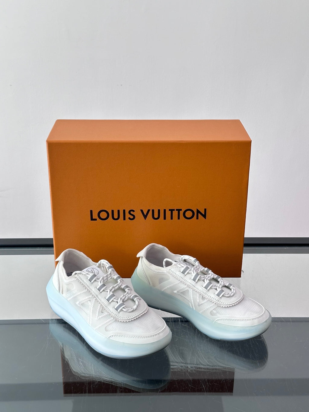Кросівки Louis Vuitton
