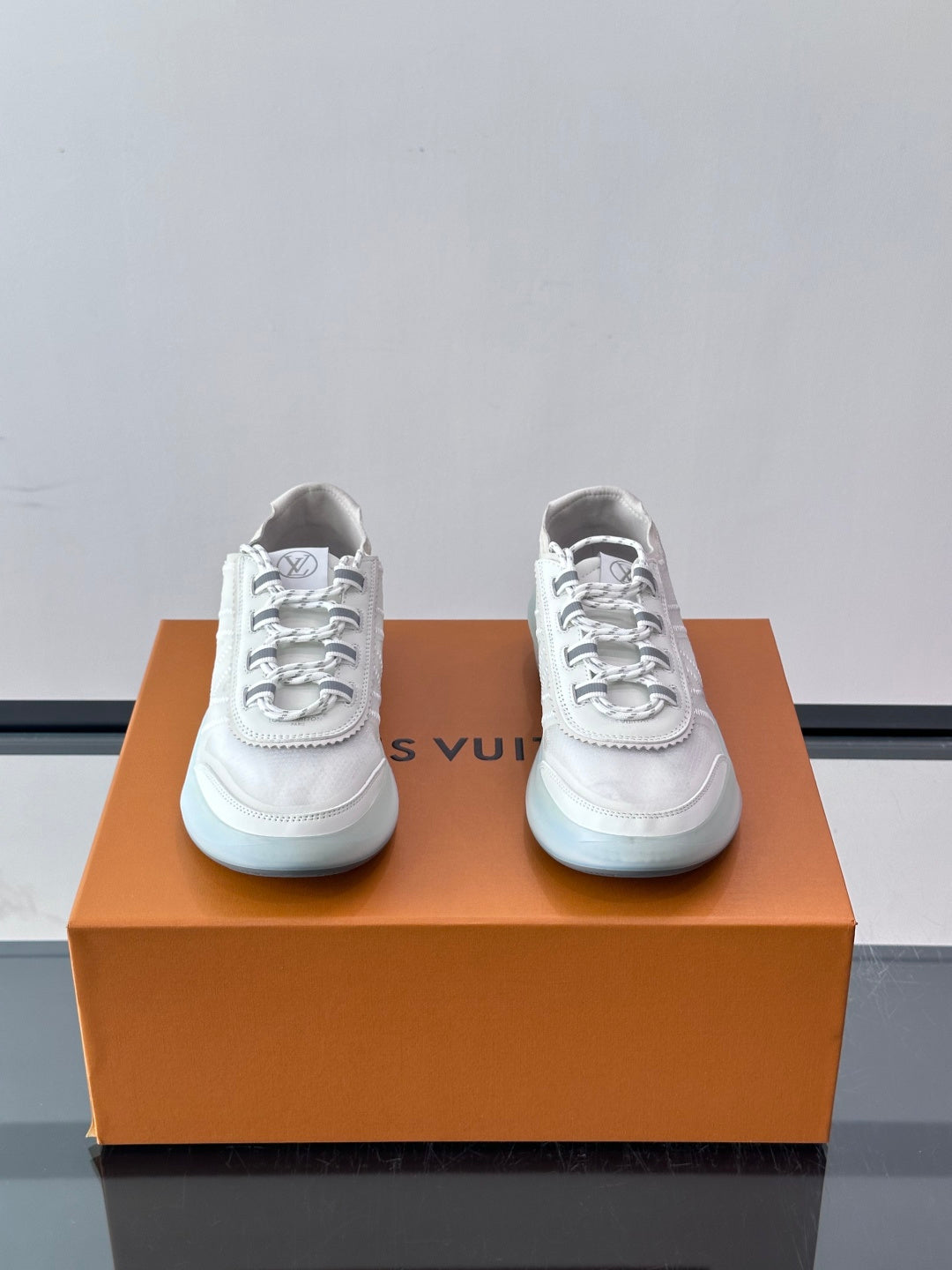 Кросівки Louis Vuitton