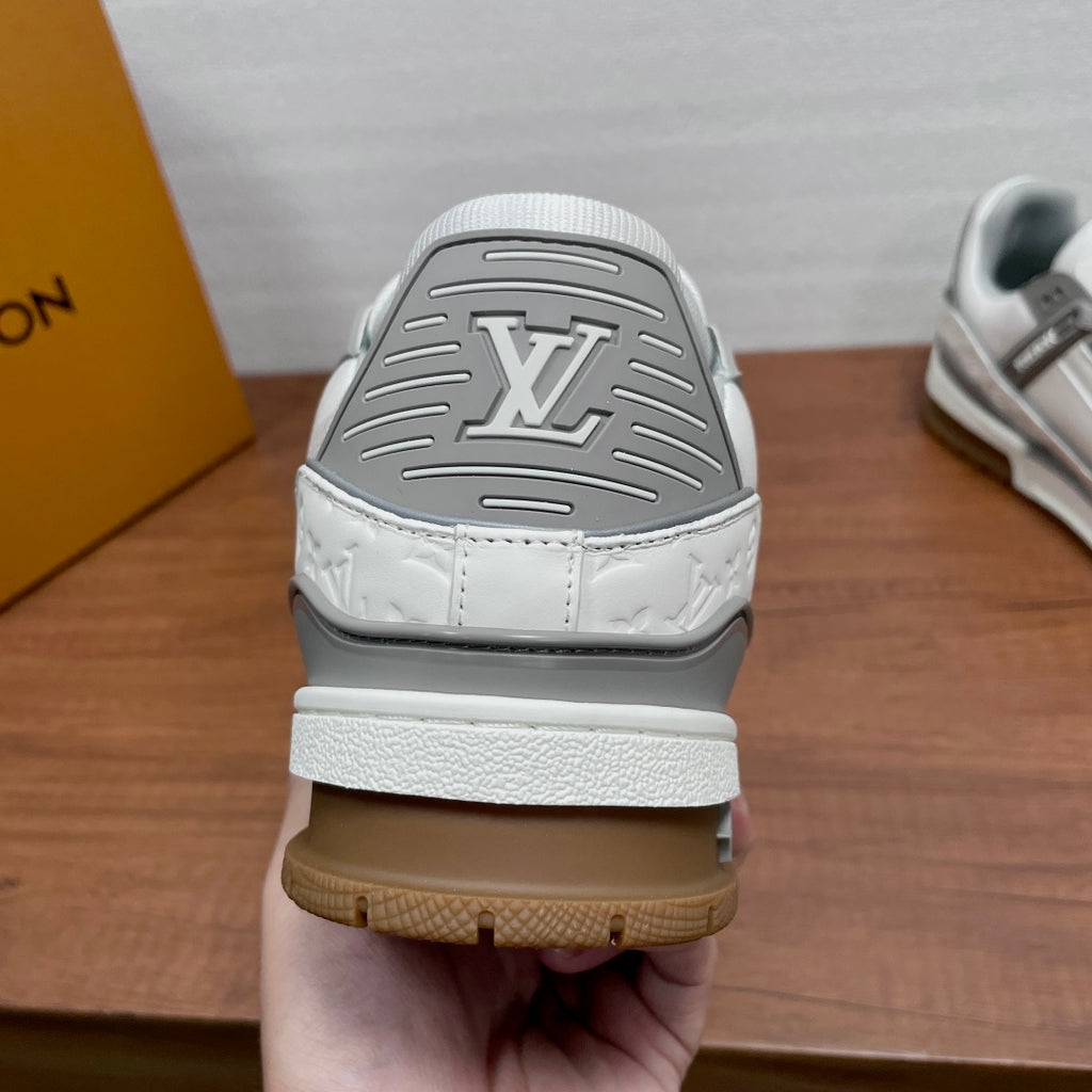 Кросівки з натуральної шкіри Louis Vuitton Trainer — біло-сірі
