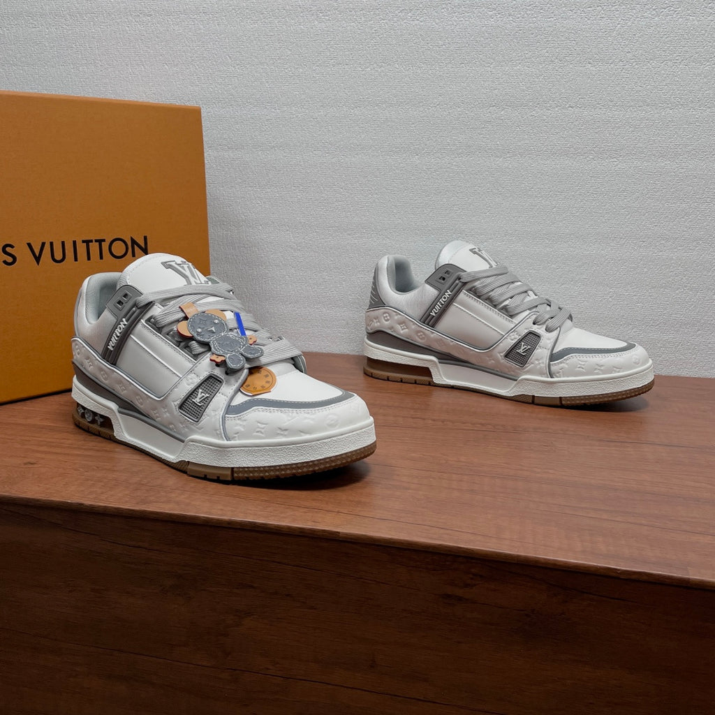 Кросівки з натуральної шкіри Louis Vuitton Trainer — біло-сірі