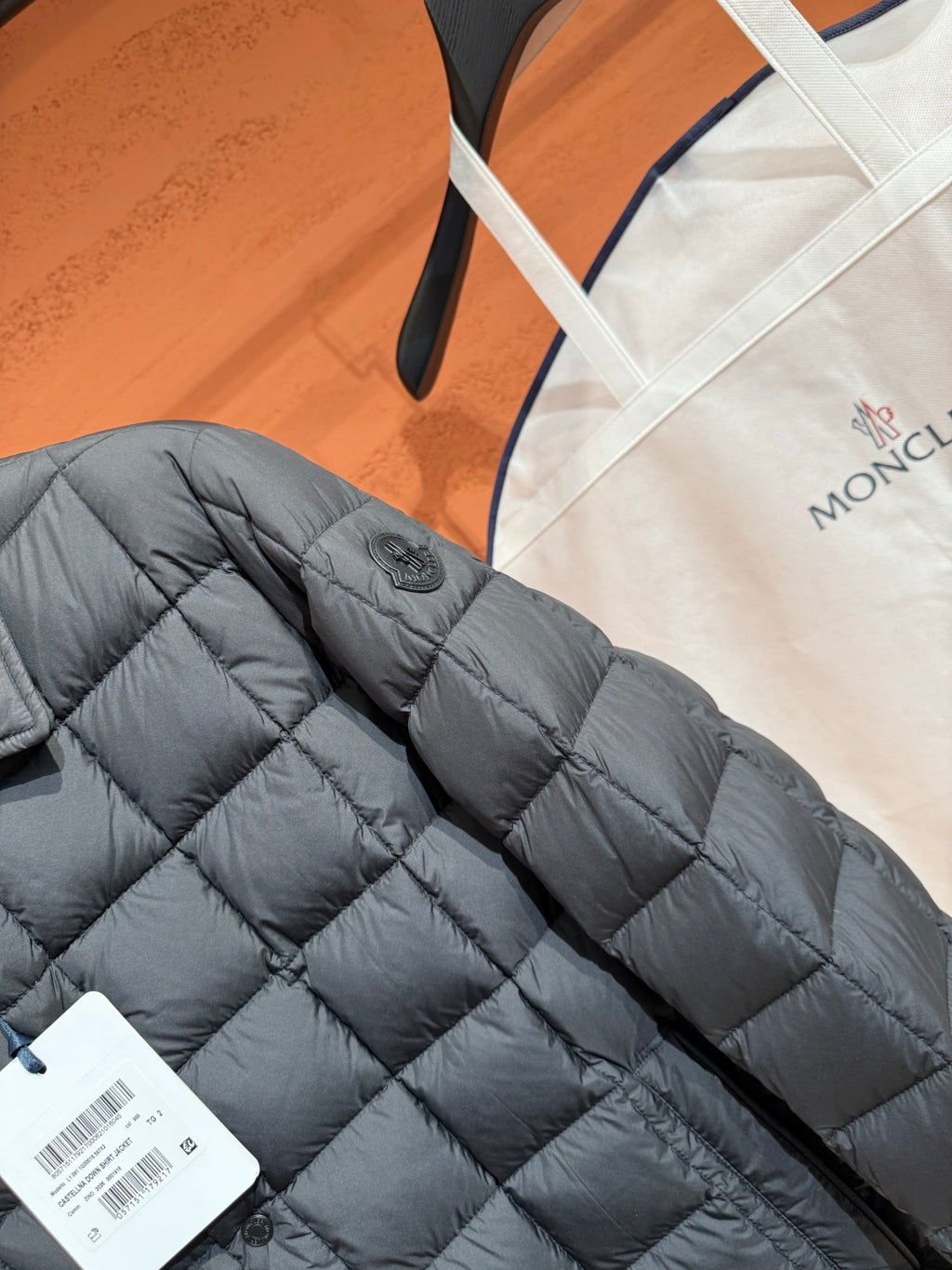 Пухова куртка з квадратною стібкою Moncler, графітова — фото 3
