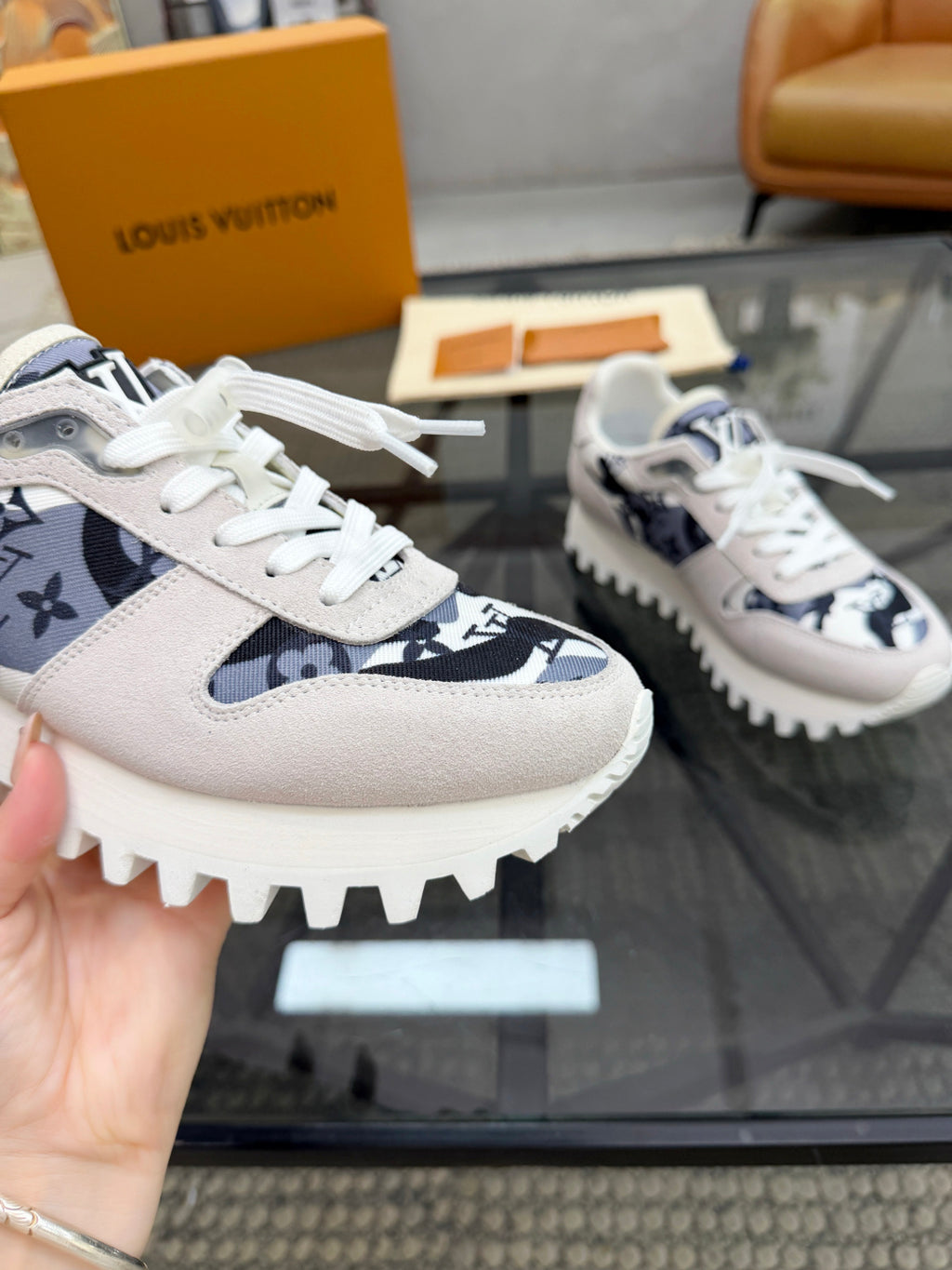 Повсякденні туфлі з натуральної замші та текстилю Louis Vuitton
